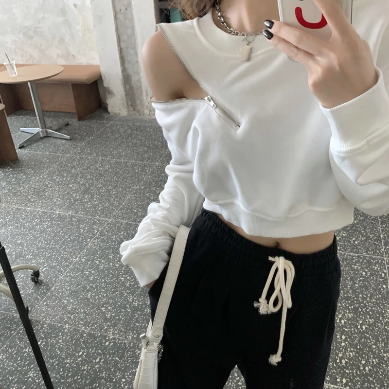 2021 Autumn And Winter New Slanting Shoulder Pullover Women's Short Long-Sleeved Tops Loose And Thin Sexy Women's Tops
2021 Autumn And Winter New Slanting Shoulder Pullover Women's Short Long-Sleeved Tops Loose And Thin Sexy Women's Tops
