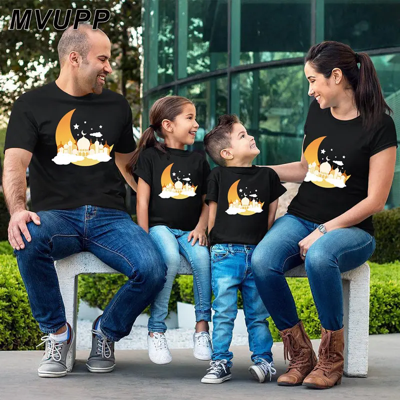 MVUPP summer Family Matching T-shirt Outfits Daddy Mommy and me clothes father Son Daughter Cotton Short sleeve Tops tees Casual
MVUPP summer Family Matching T-shirt Outfits Daddy Mommy and me clothes father Son Daughter Cotton Short sleeve Tops tees Casual