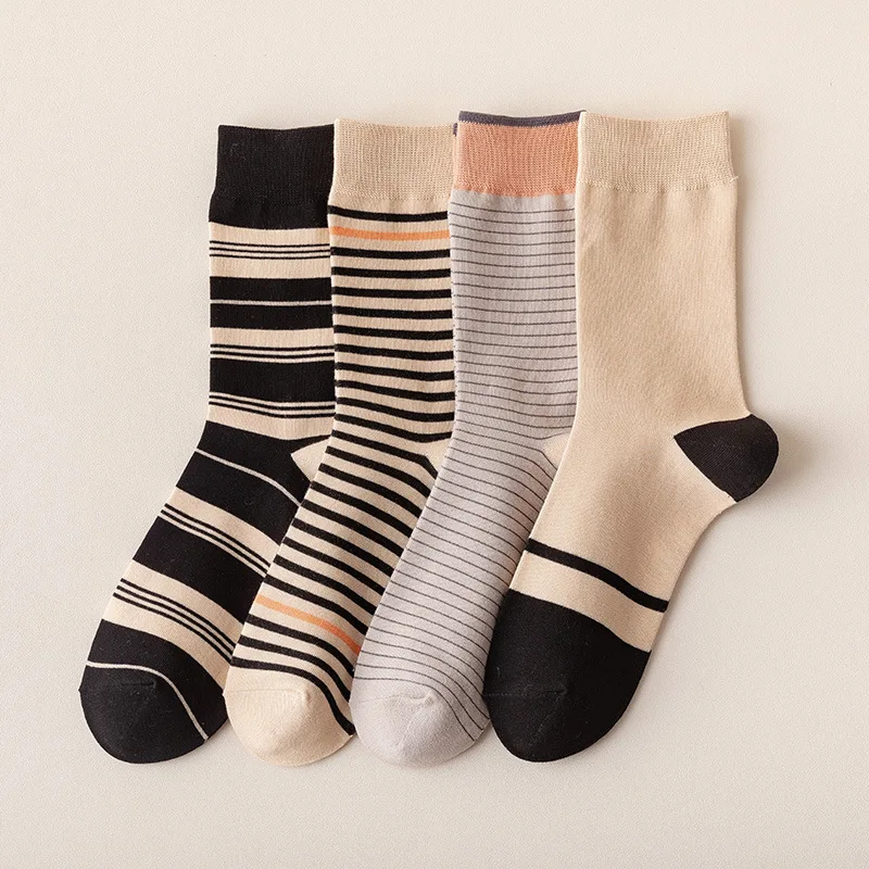 Men's Socks Trend Personality Fashion Simple Combed Cotton Tight Yarn Striped Deodorant Sweat-absorbent Versatile Men's Socks
Men's Socks Trend Personality Fashion Simple Combed Cotton Tight Yarn Striped Deodorant Sweat-absorbent Versatile Men's Socks