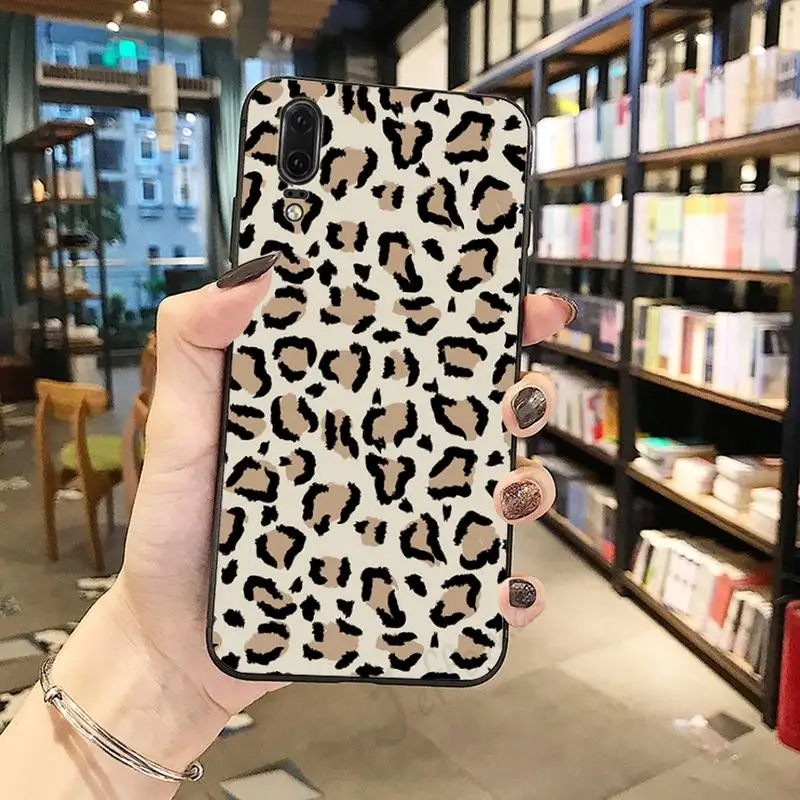 wild Leopard fashion print Color luxury Phone Case funda For Huawei honor Mate P 10 20 30 40 Pro 10i 9 10 20 8 x Lite
wild Leopard fashion print Color luxury Phone Case funda For Huawei honor Mate P 10 20 30 40 Pro 10i 9 10 20 8 x Lite