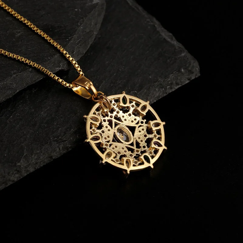 Moana Direct Selling Sale Boys Kolye Collares Round Inlay Zircon Necklace 2021 Fashion Temperament Sautoir Ms Pendant Necklaces
Moana Direct Selling Sale Boys Kolye Collares Round Inlay Zircon Necklace 2021 Fashion Temperament Sautoir Ms Pendant Necklaces
