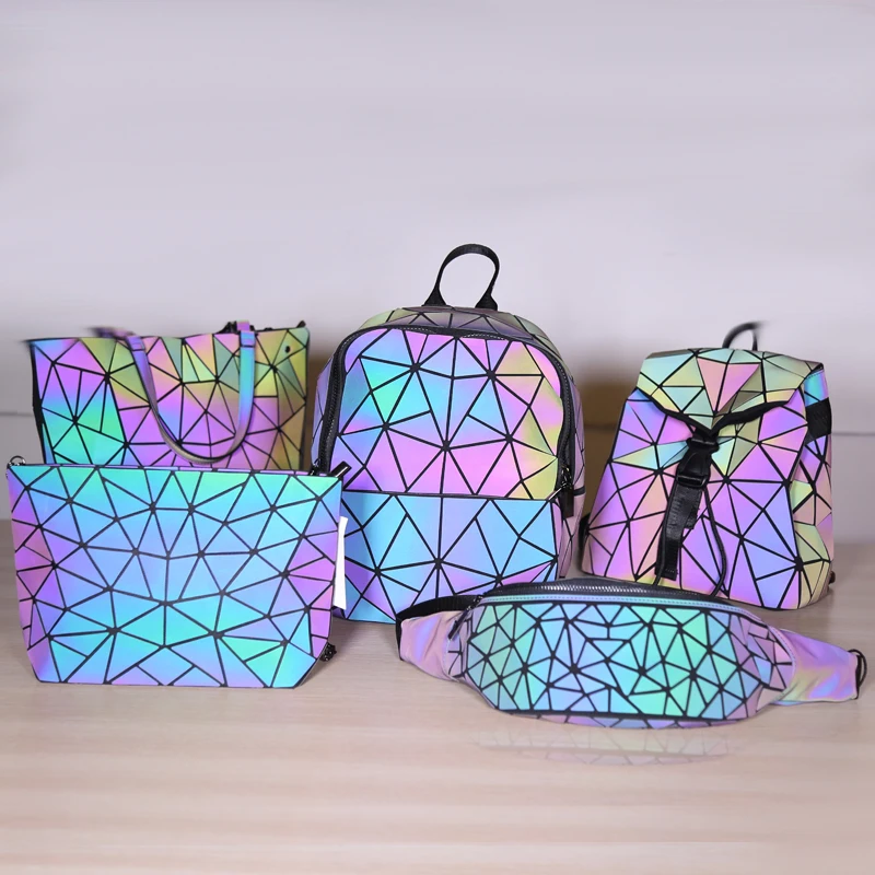 Women Bag of Sling Geometric Luminous Shoulder Bag female Bag Shoulder Strap Female Bolsas Feminina Holographic Laser Bucket Bag
Women Bag of Sling Geometric Luminous Shoulder Bag female Bag Shoulder Strap Female Bolsas Feminina Holographic Laser Bucket Bag