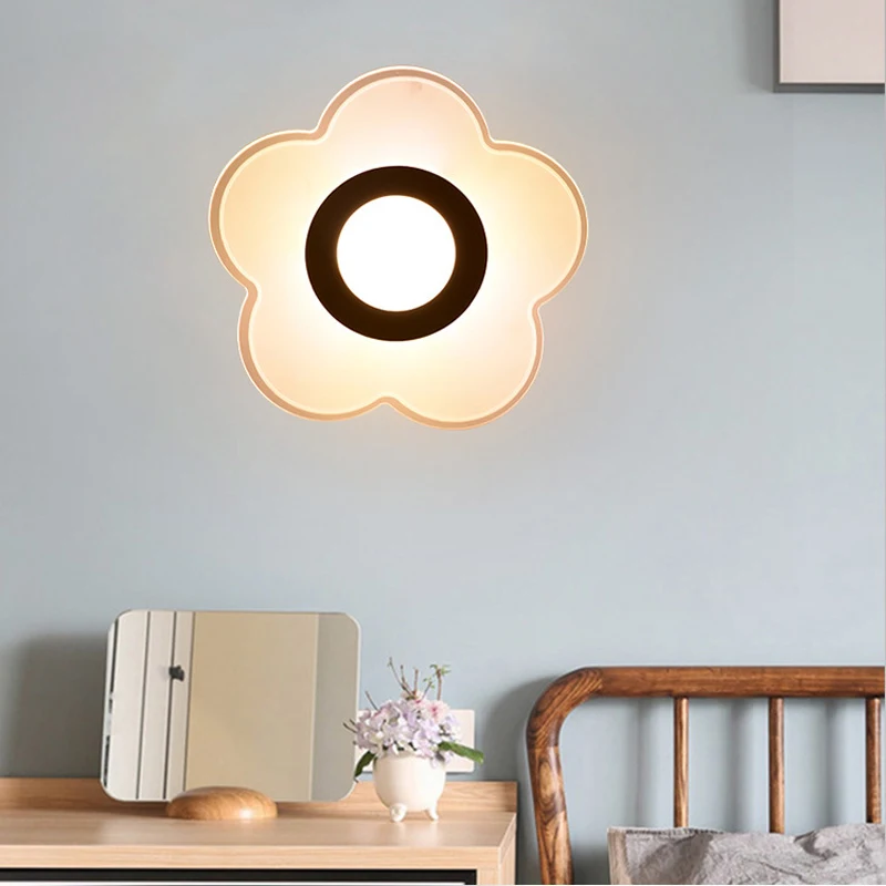 Modern minimalist LED wall lamp creative acrylic round wall lamp 7w12w indoor bedroom living room bedside corridor entrance lamp
Modern minimalist LED wall lamp creative acrylic round wall lamp 7w12w indoor bedroom living room bedside corridor entrance lamp