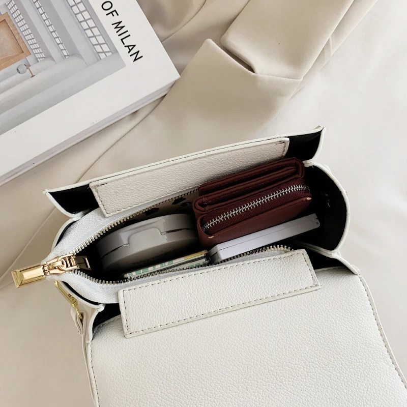 Fashion Leather Chains Shoulder Bags High Quality Crossbody Bags Women 2021 Small Sac A Main Purses and Handbags Luxury Designer 
Fashion Leather Chains Shoulder Bags High Quality Crossbody Bags Women 2021 Small Sac A Main Purses and Handbags Luxury Designer