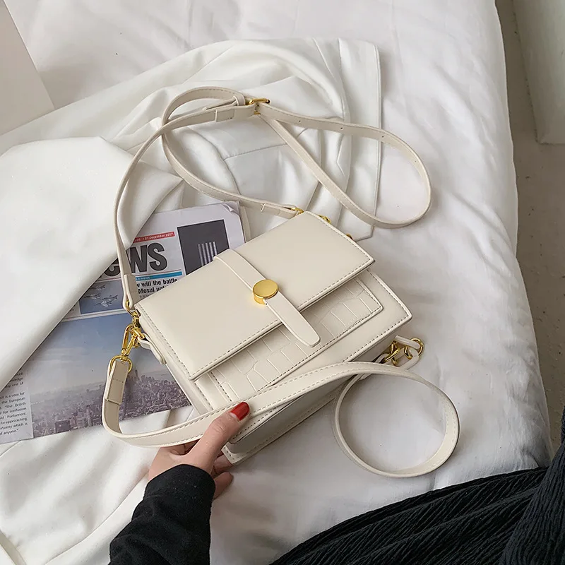 Popular Small Women's Bag 2021 New Fashion Messenger Bag Flip Texture Shoulder Small Square Bag Designer Bags Luxury Tote Bags
Popular Small Women's Bag 2021 New Fashion Messenger Bag Flip Texture Shoulder Small Square Bag Designer Bags Luxury Tote Bags