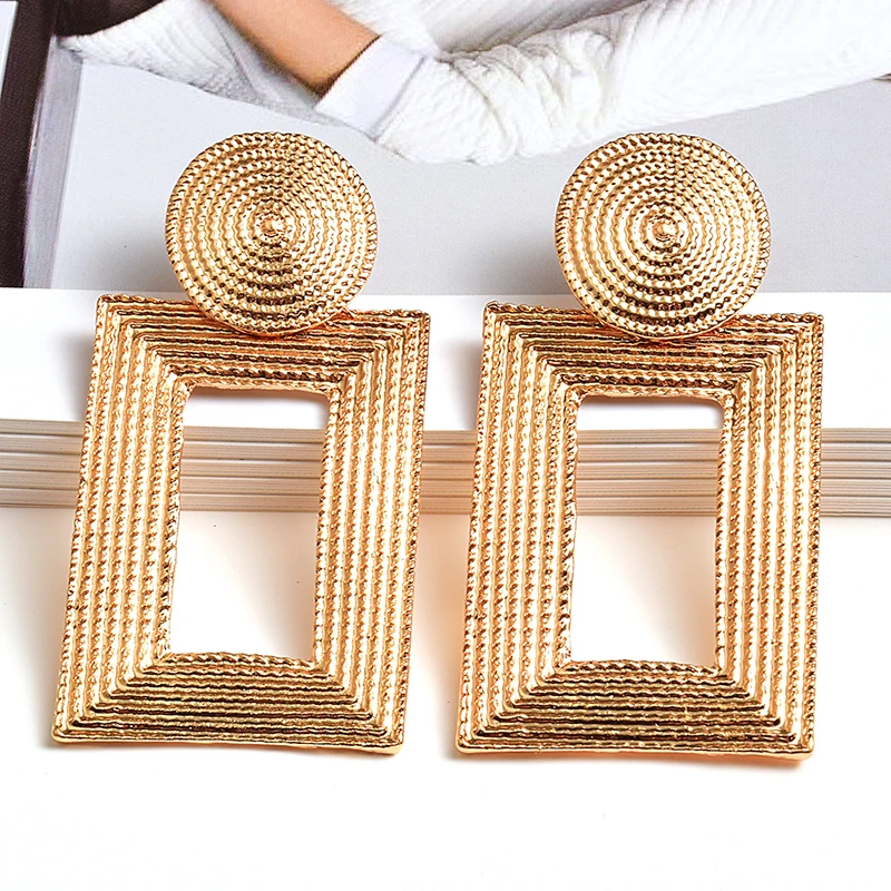 Hot Sell New Geometric Gold Metal Dangle Drop Earrings Fine Jewelry Accessories For Women Fashion Trend Pendientes Bijoux
Hot Sell New Geometric Gold Metal Dangle Drop Earrings Fine Jewelry Accessories For Women Fashion Trend Pendientes Bijoux