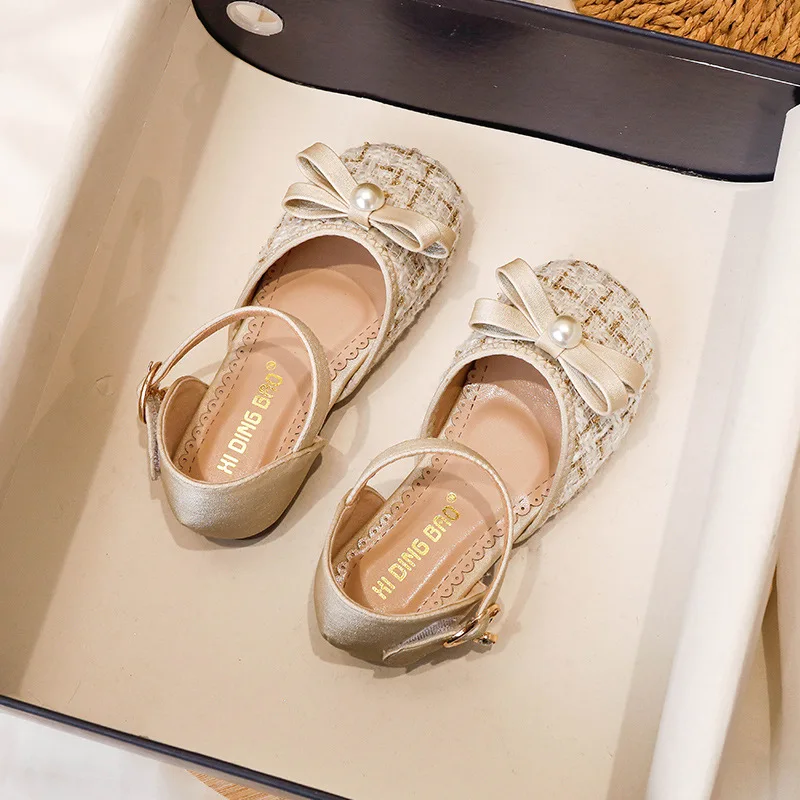 New Children Sandals Summer Girls Princess Shoes Soft Bottom Party Dance Toddler Baby Kids PU Leather 041
New Children Sandals Summer Girls Princess Shoes Soft Bottom Party Dance Toddler Baby Kids PU Leather 041