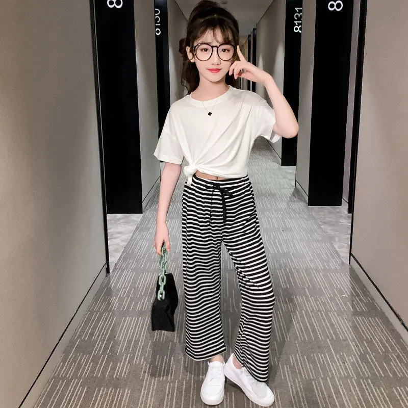 2021 Fashion White and Black Striped Wide Leg Pants+Short Sleeve Tshirt Clothing Set for Girls Summer Casual Children Sport Suit
2021 Fashion White and Black Striped Wide Leg Pants+Short Sleeve Tshirt Clothing Set for Girls Summer Casual Children Sport Suit