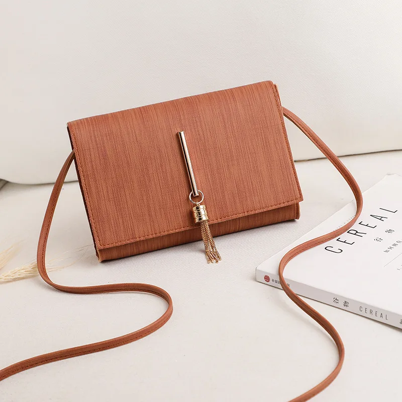 2021 Small Flap Crossbody Summer Ladies Designer Handbags Chains Bag Women Messenger Bags For Women Shoulder Lock Bag Bolsas
2021 Small Flap Crossbody Summer Ladies Designer Handbags Chains Bag Women Messenger Bags For Women Shoulder Lock Bag Bolsas