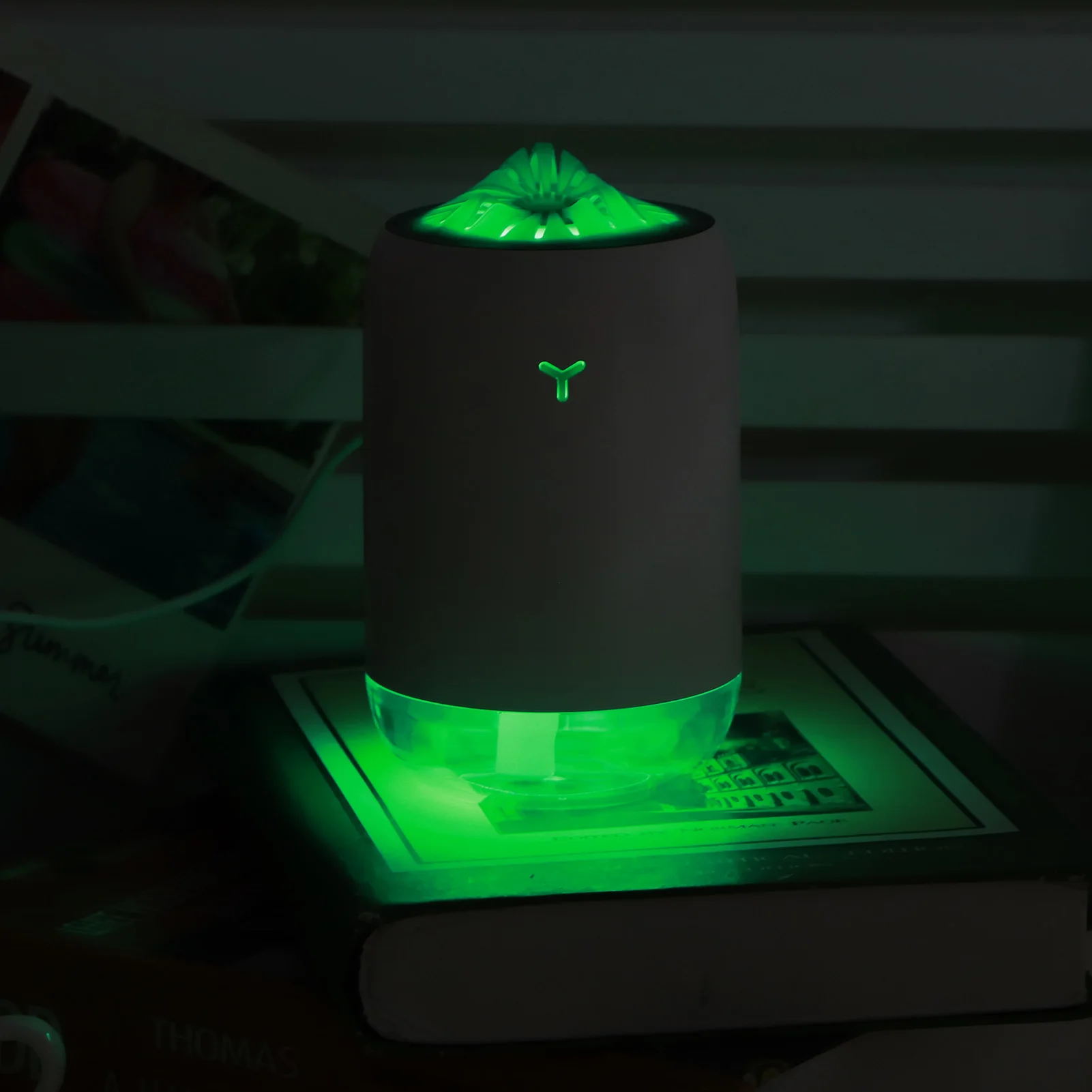 260ml USB Desktop Air Humidifier Portable Air Diffuser with Night Light for Home Office Supplies Mist Sprayer 3 Colors
260ml USB Desktop Air Humidifier Portable Air Diffuser with Night Light for Home Office Supplies Mist Sprayer 3 Colors