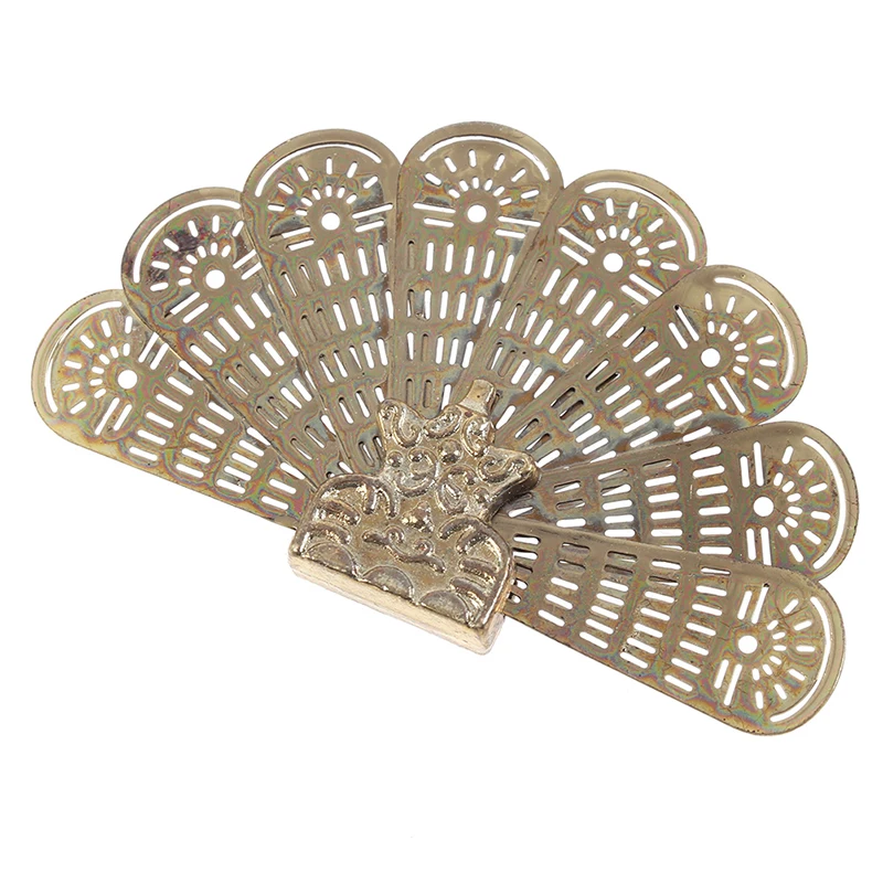 Mini Dollhouse Miniatures 1:12 Scale Metal Fireplace Fan Cover Models High Quality
Mini Dollhouse Miniatures 1:12 Scale Metal Fireplace Fan Cover Models High Quality