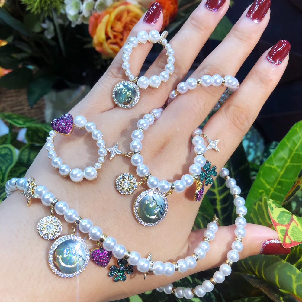 New Luxury Bridal Wedding Big Sparkling Pearls beads Pendant Earrings Necklace Jewelry Set Super CZ New Design Fashion Jewelry
New Luxury Bridal Wedding Big Sparkling Pearls beads Pendant Earrings Necklace Jewelry Set Super CZ New Design Fashion Jewelry