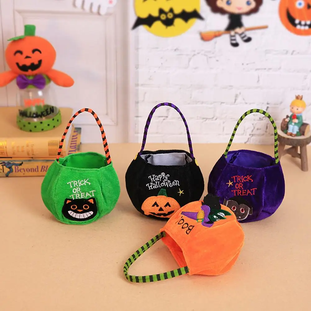 Halloween Kids Trick Or Treat Basket Portable Pumpkin Candy Tote Bag Sweet Storage Cloth Bag Halloween Decoration Supplies
Halloween Kids Trick Or Treat Basket Portable Pumpkin Candy Tote Bag Sweet Storage Cloth Bag Halloween Decoration Supplies