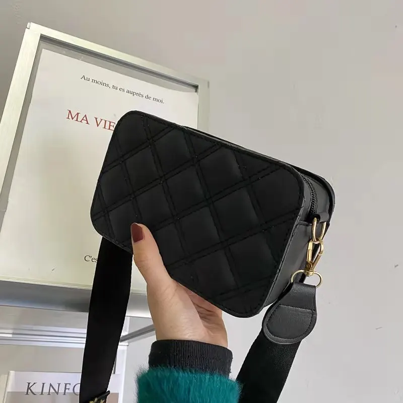 Mini Square Shoulder Bags For Women Versatile Retro Solid Color 2021 Autumn Winter New Designer Casual All-Match Cross-Body Bags
Mini Square Shoulder Bags For Women Versatile Retro Solid Color 2021 Autumn Winter New Designer Casual All-Match Cross-Body Bags