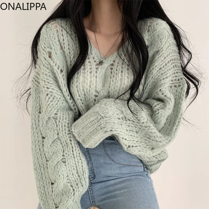 Onalippa 2021 Women Pullover Autumn Age Reduction Candy Color V-Neck Hollow Linen Pattern Loose Wild Puff Sleeve Knitted Sweater
Onalippa 2021 Women Pullover Autumn Age Reduction Candy Color V-Neck Hollow Linen Pattern Loose Wild Puff Sleeve Knitted Sweater