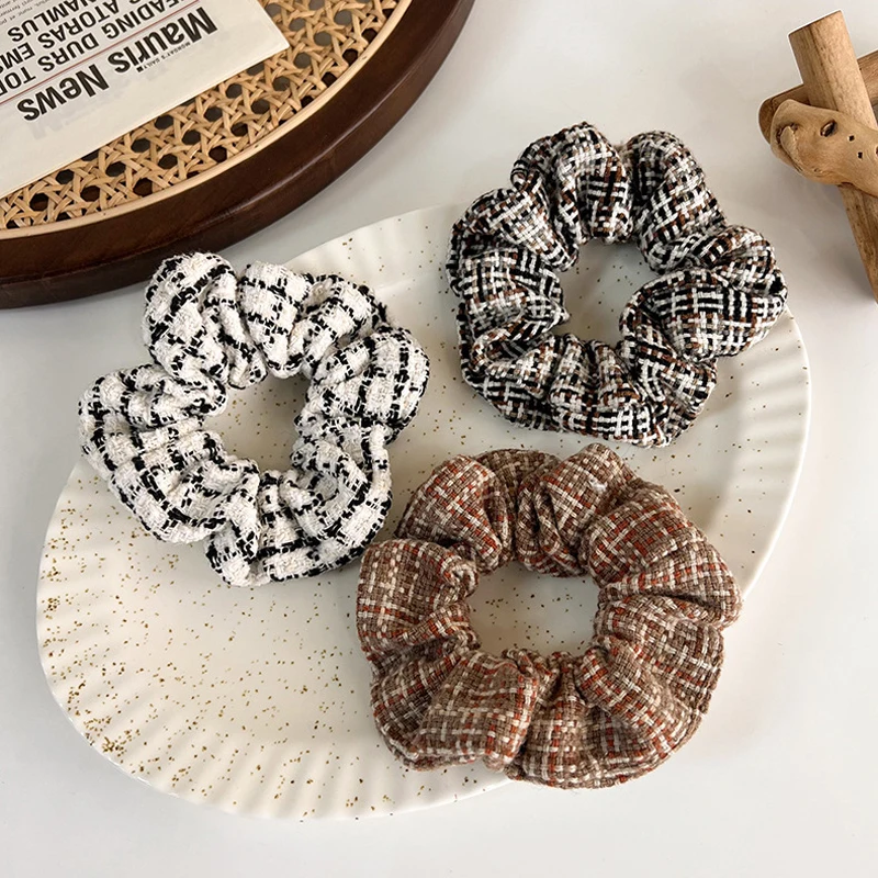 Hot Sale New Design Vintage Plaid Organic Cotton Scrunchies For Girls Rope Elastic Hair Band Hair Accessories
Hot Sale New Design Vintage Plaid Organic Cotton Scrunchies For Girls Rope Elastic Hair Band Hair Accessories