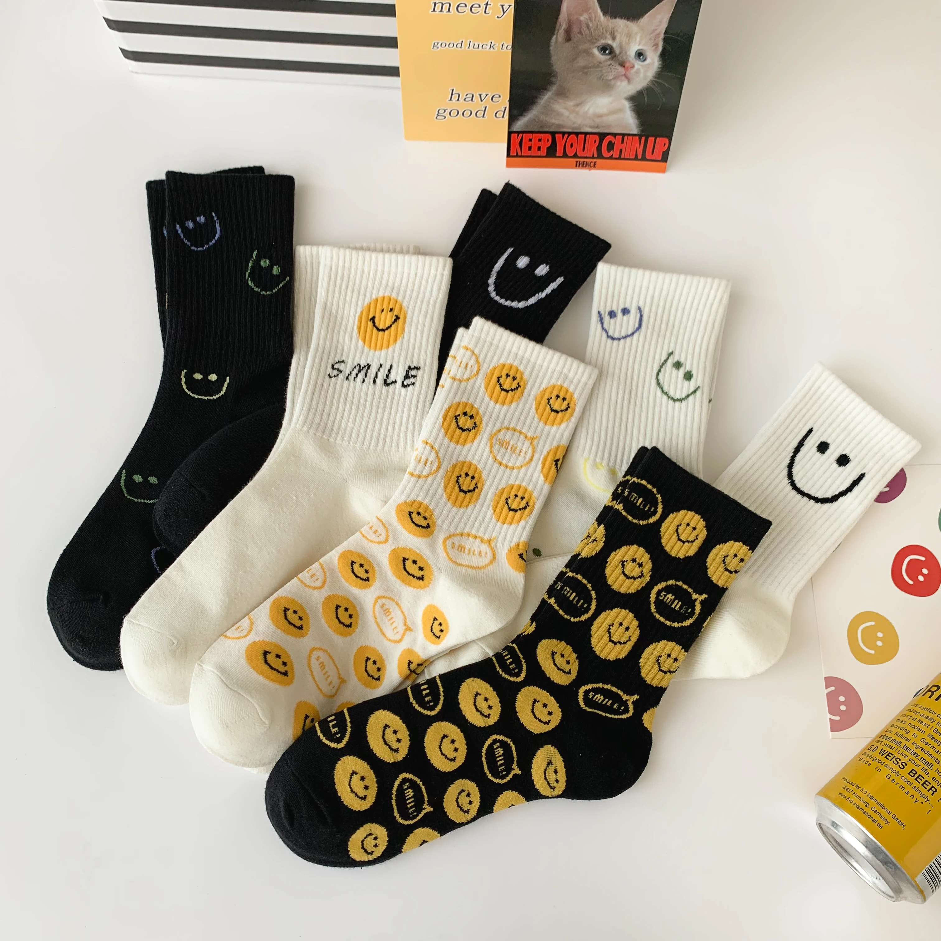 3 Pairs Women Sweat-absorbent Breathable Sock Novelty Girly Smiley knitting Socks Comfortable Cotton Middle Tube Socks Wholesale
3 Pairs Women Sweat-absorbent Breathable Sock Novelty Girly Smiley knitting Socks Comfortable Cotton Middle Tube Socks Wholesale