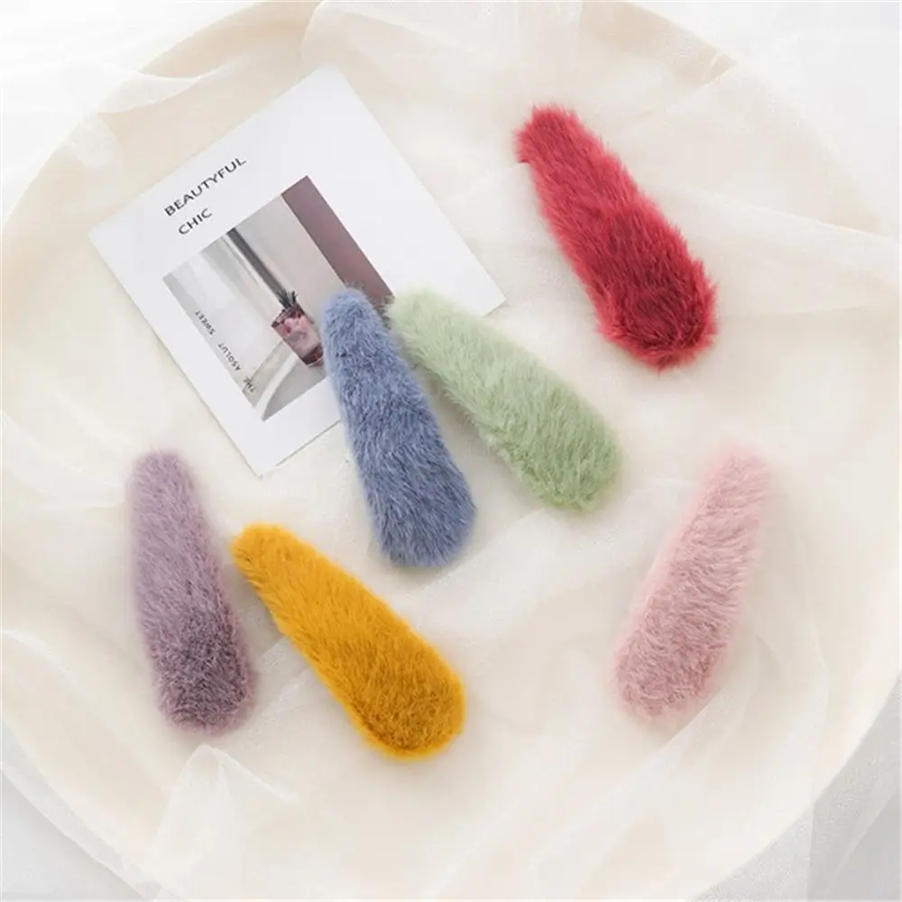 New 1PC Autumn Winter Plush Hairpins Headwear for Women Girls Cute Hair Clips Barrette Accessories
New 1PC Autumn Winter Plush Hairpins Headwear for Women Girls Cute Hair Clips Barrette Accessories