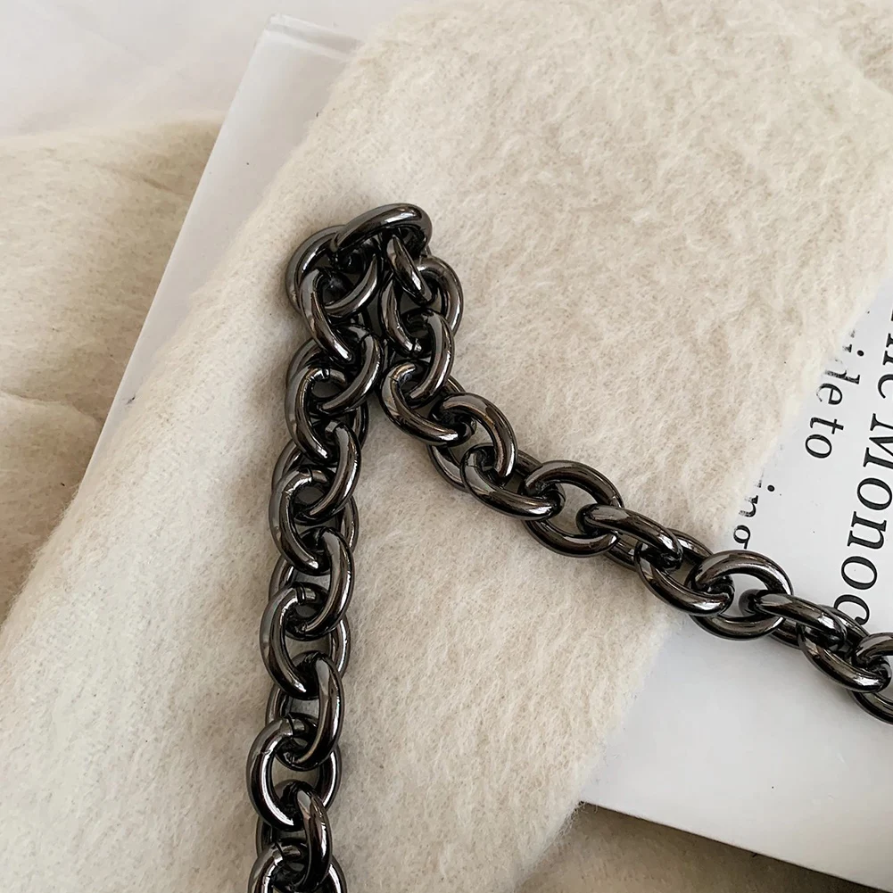 NEW Solid Color Fashion Women Purses and Handbag Leather Chain Shoulder Bag 2021 Retro Quilted Ladies Underarm Bag Clutch
NEW Solid Color Fashion Women Purses and Handbag Leather Chain Shoulder Bag 2021 Retro Quilted Ladies Underarm Bag Clutch
