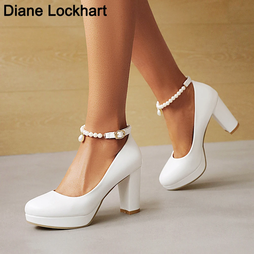 Block Heel shoes White Wedding Shoes Women Pearl Chain Pumps Platform high heels Ankle strap Ladies Office Party Dance Shoes 33
Block Heel shoes White Wedding Shoes Women Pearl Chain Pumps Platform high heels Ankle strap Ladies Office Party Dance Shoes 33