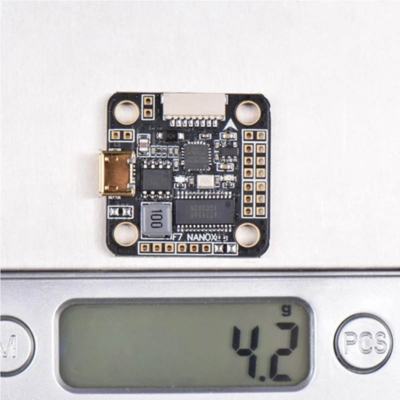 F7-XSD Betaflight 20x20mm MPU6000 F7 OSD 5V 9V BEC 2-6S Flight Controller for RC FPV Racing Freestyle Long Range Cinewhoop Drone
F7-XSD Betaflight 20x20mm MPU6000 F7 OSD 5V 9V BEC 2-6S Flight Controller for RC FPV Racing Freestyle Long Range Cinewhoop Drone