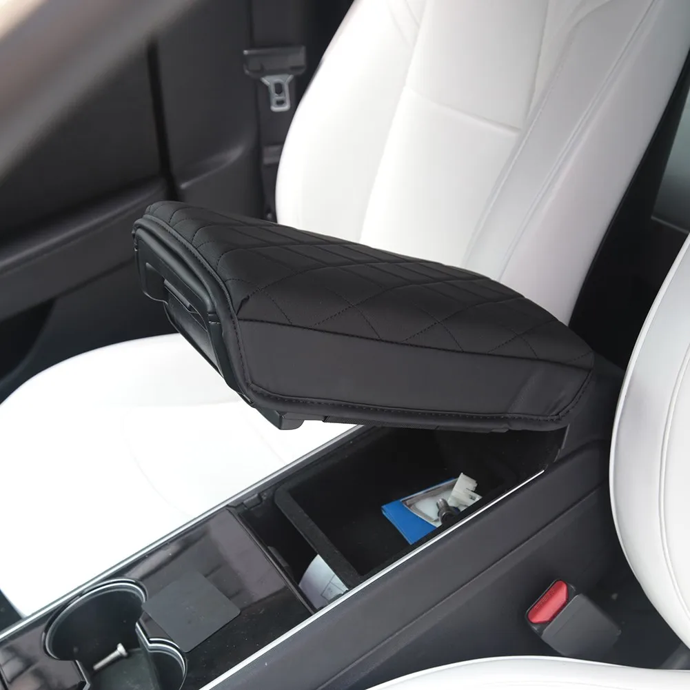 1pcs For Tesla Model 3/y Armrest Cushion Center Console Cushion Protective Decorative Cover Artificial Leather Car Styling
1pcs For Tesla Model 3/y Armrest Cushion Center Console Cushion Protective Decorative Cover Artificial Leather Car Styling