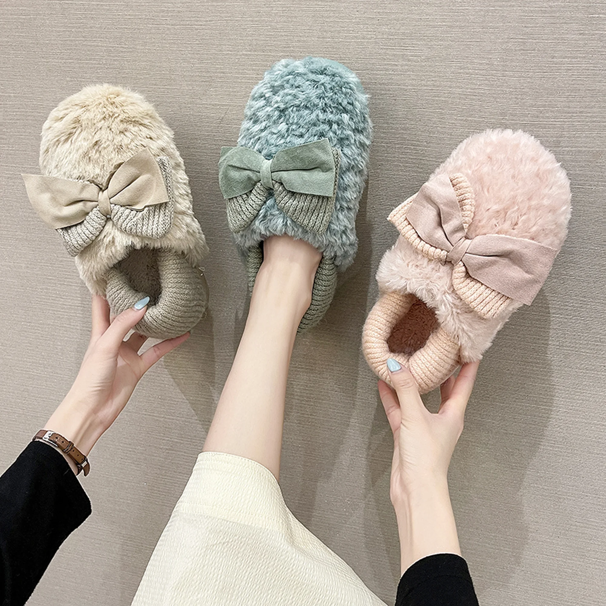 Cotton slippers women winter cute bag with non-slip plush platform shoes winter home home cotton women's shoess
Cotton slippers women winter cute bag with non-slip plush platform shoes winter home home cotton women's shoess