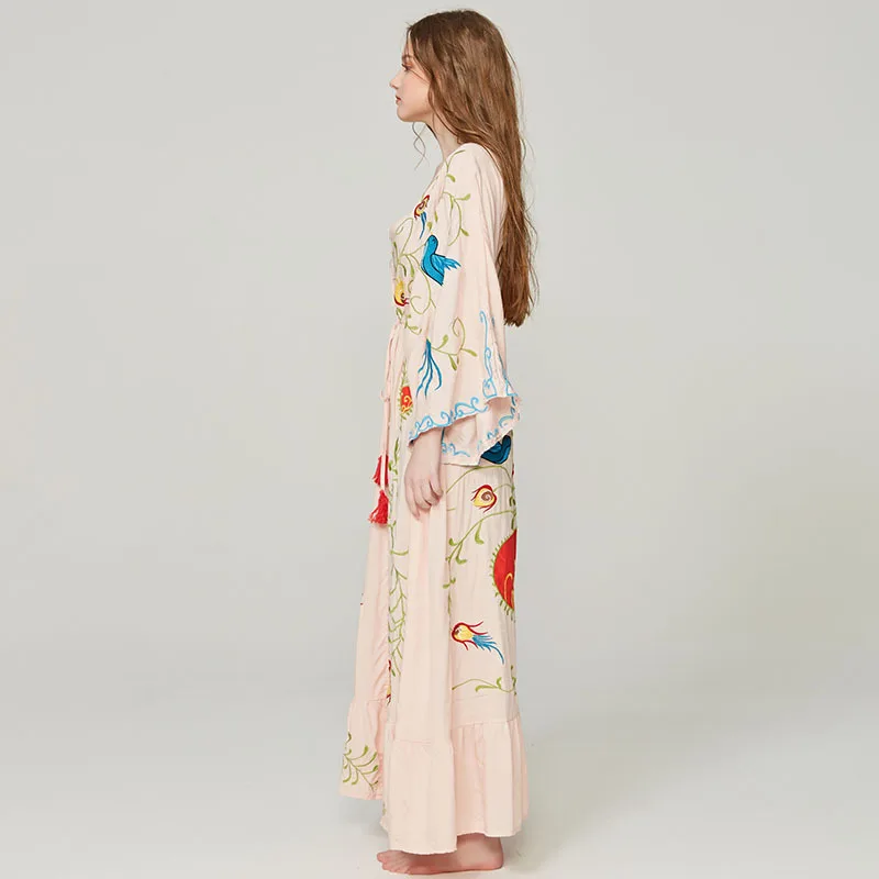 Embroidered Women Maxi Dress V-Neck Batwing Sleeve Loose Plus Size Summer Dresses Drawstring Waist Boho Beach Vestidos
Embroidered Women Maxi Dress V-Neck Batwing Sleeve Loose Plus Size Summer Dresses Drawstring Waist Boho Beach Vestidos