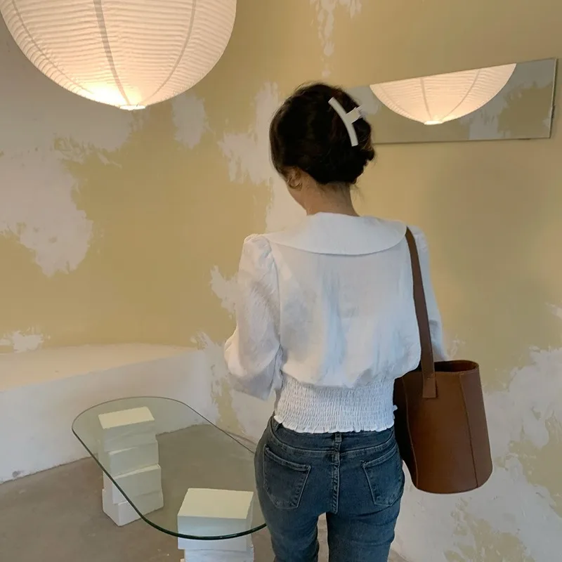 Women's Vintage Shirts Solid Sailor Collar V-Neck Bow Tie Long Sleeves Pleated Hem Loose Women Blouses Spring Summer 2021
Women's Vintage Shirts Solid Sailor Collar V-Neck Bow Tie Long Sleeves Pleated Hem Loose Women Blouses Spring Summer 2021