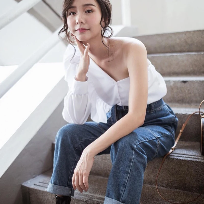 Fashion Y2k Sloping Shoulder Collar One-sleeve Top Ruffled Shoulders Solid Color Shirt Single-breasted Top Clothes for Women
Fashion Y2k Sloping Shoulder Collar One-sleeve Top Ruffled Shoulders Solid Color Shirt Single-breasted Top Clothes for Women