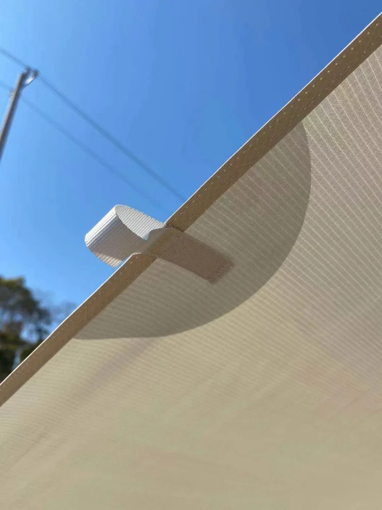 Canopy Picnic Sunscreen UV Protection Rainwater Tent Outdoor Multi-Purpose Awning Shading Cloth
Canopy Picnic Sunscreen UV Protection Rainwater Tent Outdoor Multi-Purpose Awning Shading Cloth