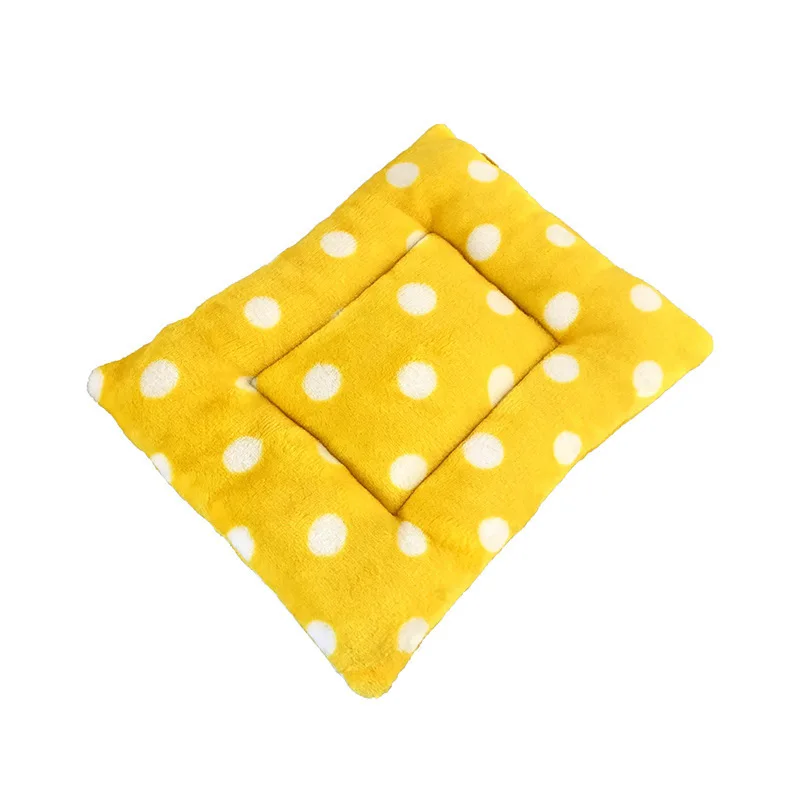 Rectangular Warm Mat Hamster Guinea Pig Hedgehog Squirrel Bed Cushion Mat House Nest Soft Comfortable Sleeping Mat Supplies
Rectangular Warm Mat Hamster Guinea Pig Hedgehog Squirrel Bed Cushion Mat House Nest Soft Comfortable Sleeping Mat Supplies