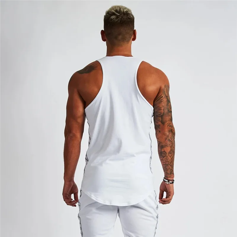 Summer streetwear fashion cotton men's vest outdoor leisure splicing racer vest jogger brand fitness sportswear
Summer streetwear fashion cotton men's vest outdoor leisure splicing racer vest jogger brand fitness sportswear