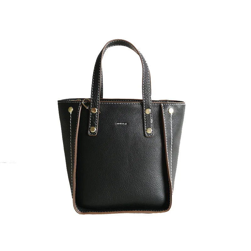 classic Solid color Genuine Leather Lady bags First layer cowhide fashion All-match Shoulder messenger handbag Small Bucket bag
classic Solid color Genuine Leather Lady bags First layer cowhide fashion All-match Shoulder messenger handbag Small Bucket bag