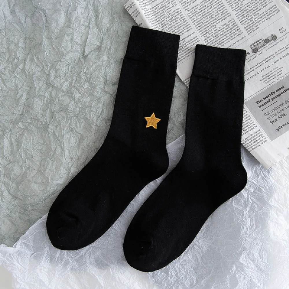 Women Socks New Style for Autumn Winter Socks Black White Moon Cotton Star Flowers Girl Bunching Short Socks Hosiery Harajuku
Women Socks New Style for Autumn Winter Socks Black White Moon Cotton Star Flowers Girl Bunching Short Socks Hosiery Harajuku