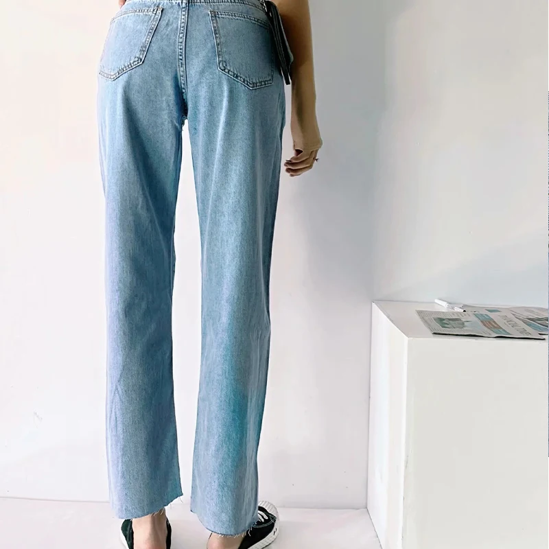 Women's Pants Straight Leg Jeans Women High Waist Slim Loose Summer Hole Pants Casual Bifurcation 2021 Fashion Trousers
Women's Pants Straight Leg Jeans Women High Waist Slim Loose Summer Hole Pants Casual Bifurcation 2021 Fashion Trousers