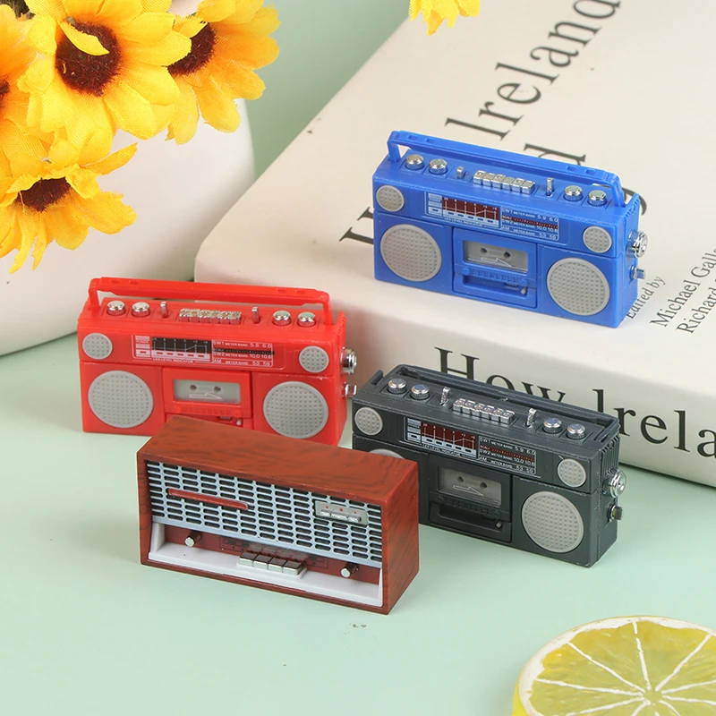 1:12 Dollhouse Miniature Vintage Radio Model Record Transceiver Doll Furniture Decor pretend play toys doll house accessories
1:12 Dollhouse Miniature Vintage Radio Model Record Transceiver Doll Furniture Decor pretend play toys doll house accessories