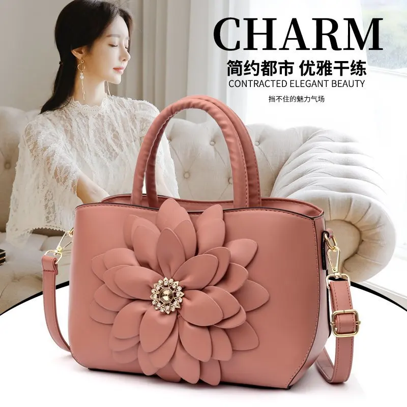 Diamond Designer Women Handbag 3D Flower High Quality PU Leather Tote Bag Female Large Shoulder Bag Girls Ladies Messenger Bags 
Diamond Designer Women Handbag 3D Flower High Quality PU Leather Tote Bag Female Large Shoulder Bag Girls Ladies Messenger Bags