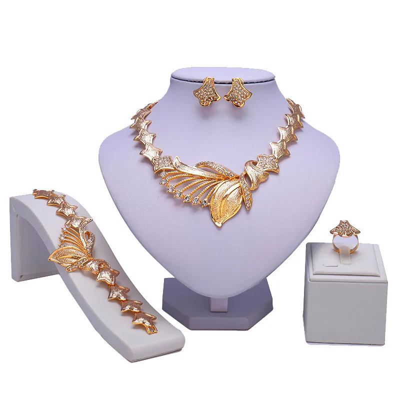ZuoDi Dubai Gold Designer Jewelry Set 2020 nigerian woman New design Necklace Ring Bracelet Earrings jewelry Set Wholesale
ZuoDi Dubai Gold Designer Jewelry Set 2020 nigerian woman New design Necklace Ring Bracelet Earrings jewelry Set Wholesale