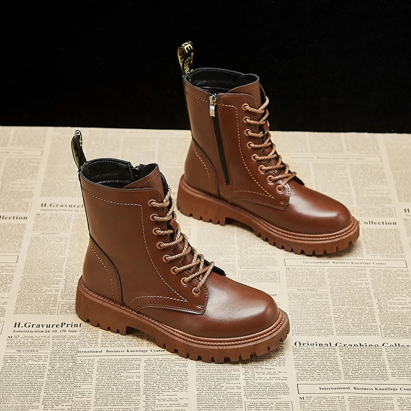 Ladies High-top Cotton Shoes Casual Thick-soled Solid Color Student Lace-up Ankle Boots British Style New Women's Boots
Ladies High-top Cotton Shoes Casual Thick-soled Solid Color Student Lace-up Ankle Boots British Style New Women's Boots