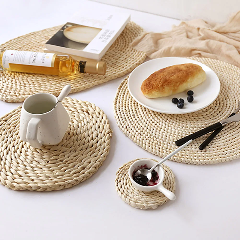 Japanese Natural Corn Fur Woven Pad Thickened Insulation Tea Mat Table Mat Heat-Resistant Casserole Pad Cushion Dining Table
Japanese Natural Corn Fur Woven Pad Thickened Insulation Tea Mat Table Mat Heat-Resistant Casserole Pad Cushion Dining Table