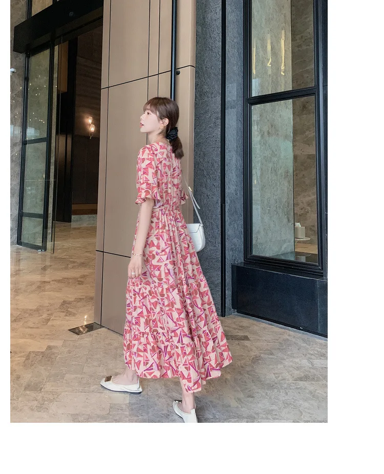 Summer Korean Fashion Dress Women Pink V-Neck Floral Chiffon Loose Skinny Vintage Sexy Party Evening Night Maxi Dresses Woman
Summer Korean Fashion Dress Women Pink V-Neck Floral Chiffon Loose Skinny Vintage Sexy Party Evening Night Maxi Dresses Woman