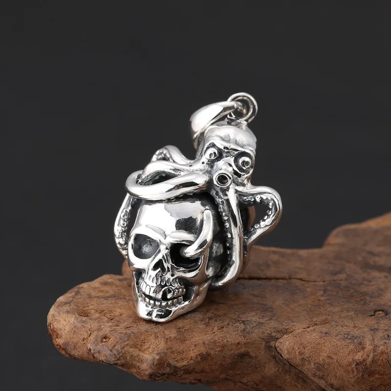 Genuine 925 Sterling Silver Creative Octopus Skull Pendant Necklace Fashion Thai Silver Jewelry For Men And Women
Genuine 925 Sterling Silver Creative Octopus Skull Pendant Necklace Fashion Thai Silver Jewelry For Men And Women
