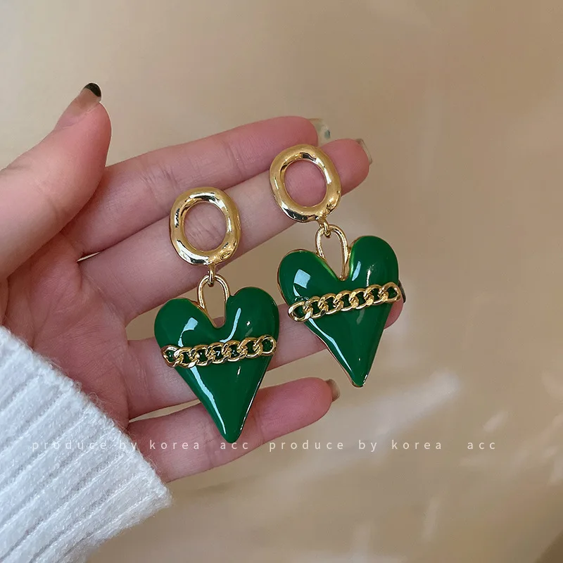 7Rings Trendy Fashion Painted Green Heart 925 Silver Studs Earrings for Women Niche Design Punk Jewelry Accessories for Female
7Rings Trendy Fashion Painted Green Heart 925 Silver Studs Earrings for Women Niche Design Punk Jewelry Accessories for Female