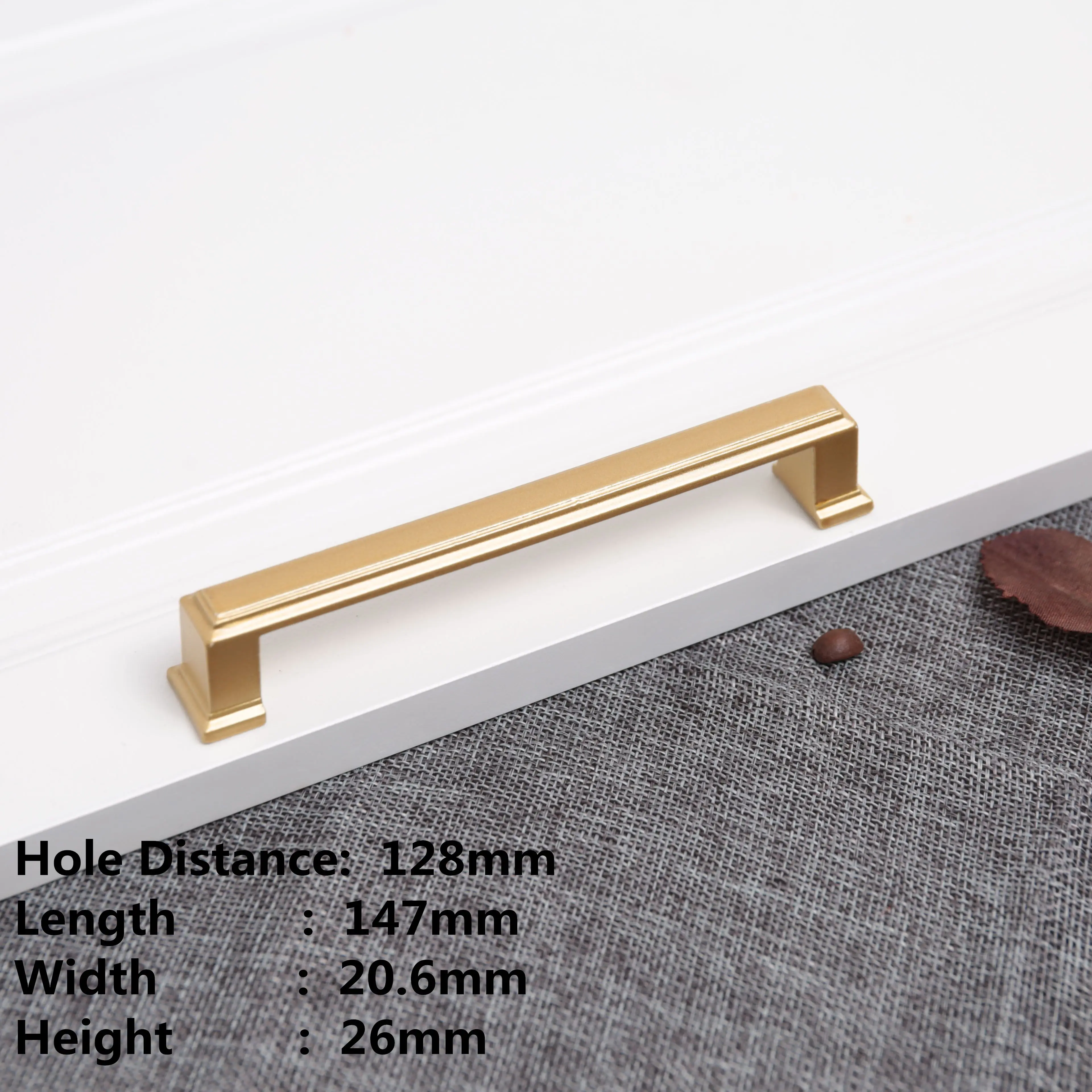 Ручки для шкафов Golden Simplicity алюминиевые
Ручки для шкафов Golden Simplicity алюминиевые