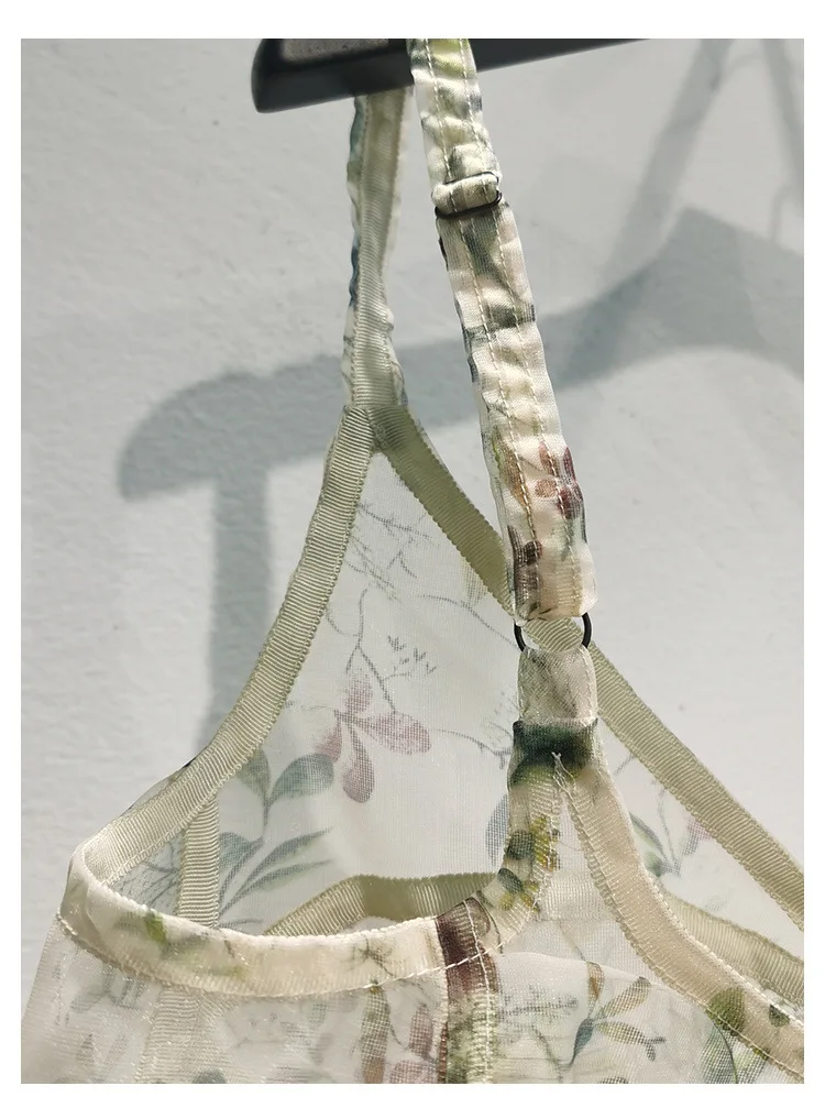 High Quality Spring and Summer New Printed Mesh See-through Sexy All-match Sling Top Women Trendy
High Quality Spring and Summer New Printed Mesh See-through Sexy All-match Sling Top Women Trendy