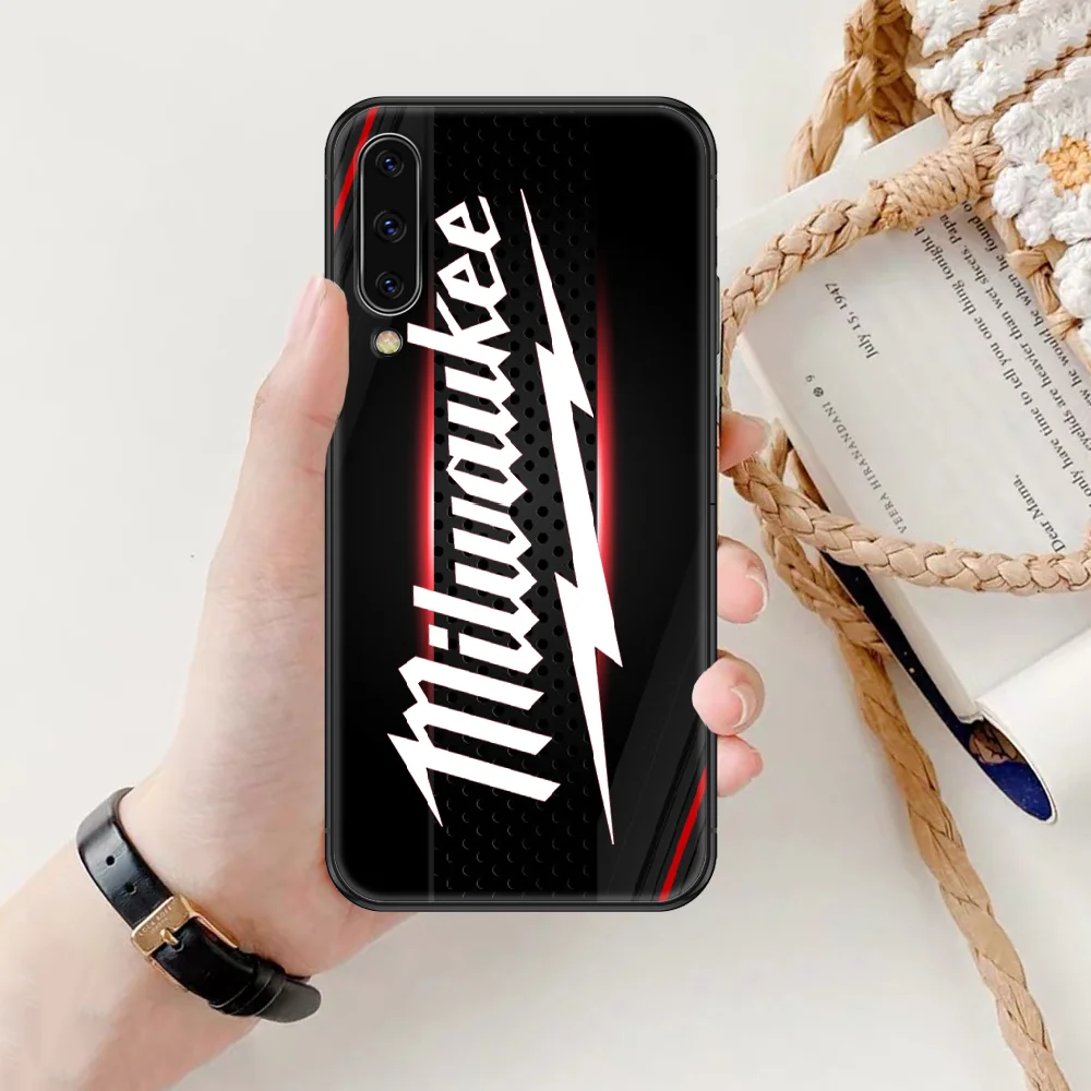 Milwaukees Brand toolbox Phone case For Samsung Galaxy A 3 5 7 8 10 20 21 30 40 50 51 70 71 E S 2016 2018 4G black fashion shell
Milwaukees Brand toolbox Phone case For Samsung Galaxy A 3 5 7 8 10 20 21 30 40 50 51 70 71 E S 2016 2018 4G black fashion shell