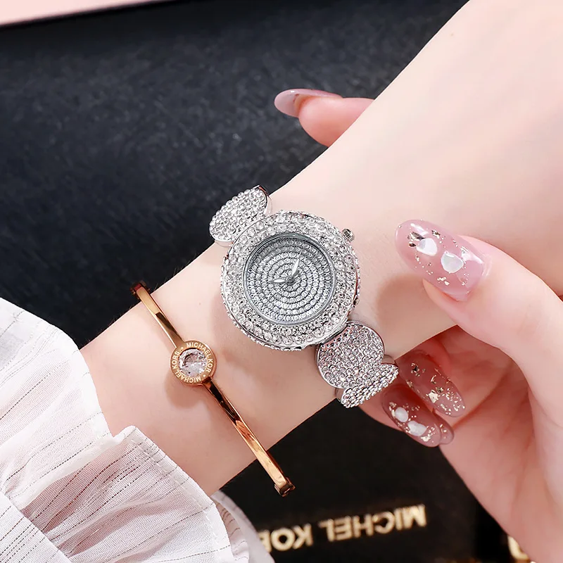 Eagle Jue Fashion Diamond Watch Ladies Top Luxury Brand Ladies Casual Ladies Bracelet Crystal Watch Relogio Feminino
Eagle Jue Fashion Diamond Watch Ladies Top Luxury Brand Ladies Casual Ladies Bracelet Crystal Watch Relogio Feminino