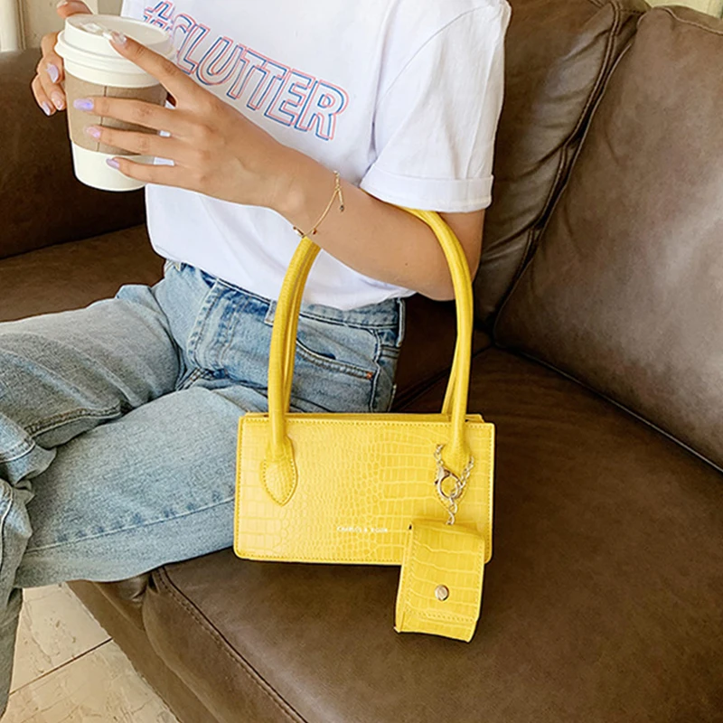 PU Crocodile Pattern Magnetic Buckle Handbag Women Vintage Solid Soft-Faced Underarm Shoulder Bag Women'S Fashion Simple Handbag
PU Crocodile Pattern Magnetic Buckle Handbag Women Vintage Solid Soft-Faced Underarm Shoulder Bag Women'S Fashion Simple Handbag