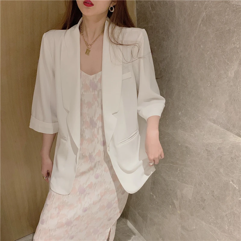 Lauri Laki New White Blazer Jacket Women Elegant Vintage Solid OL Office Ladies Summer Half Sleeve Blazer Coat 2021
Lauri Laki New White Blazer Jacket Women Elegant Vintage Solid OL Office Ladies Summer Half Sleeve Blazer Coat 2021